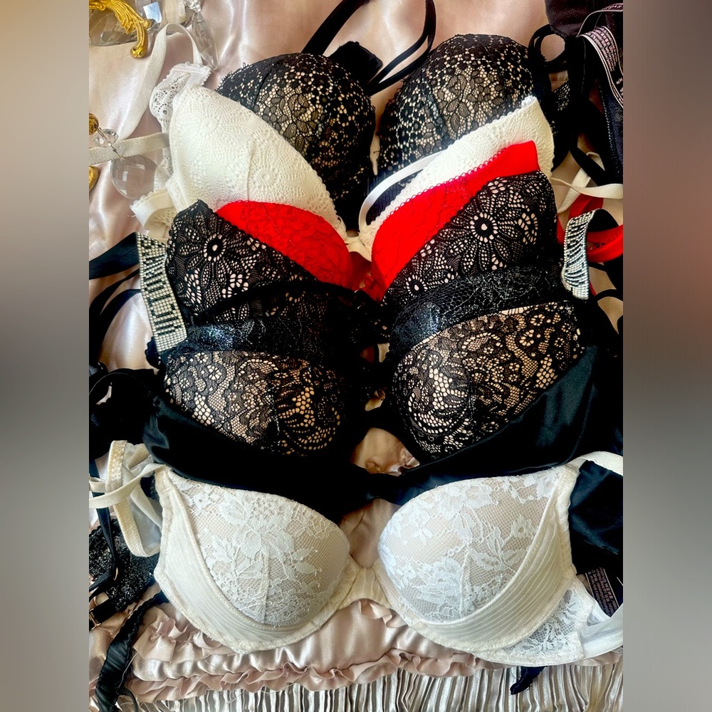 Victoria’s Secret bra bundle